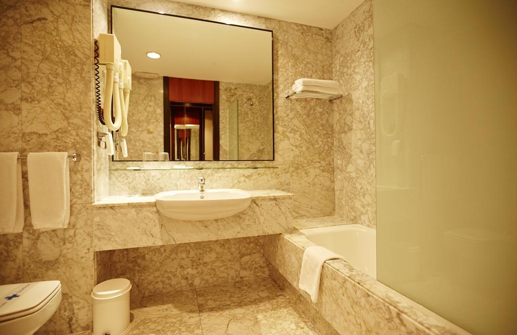 New Hotel Oviedo Dış mekan fotoğraf